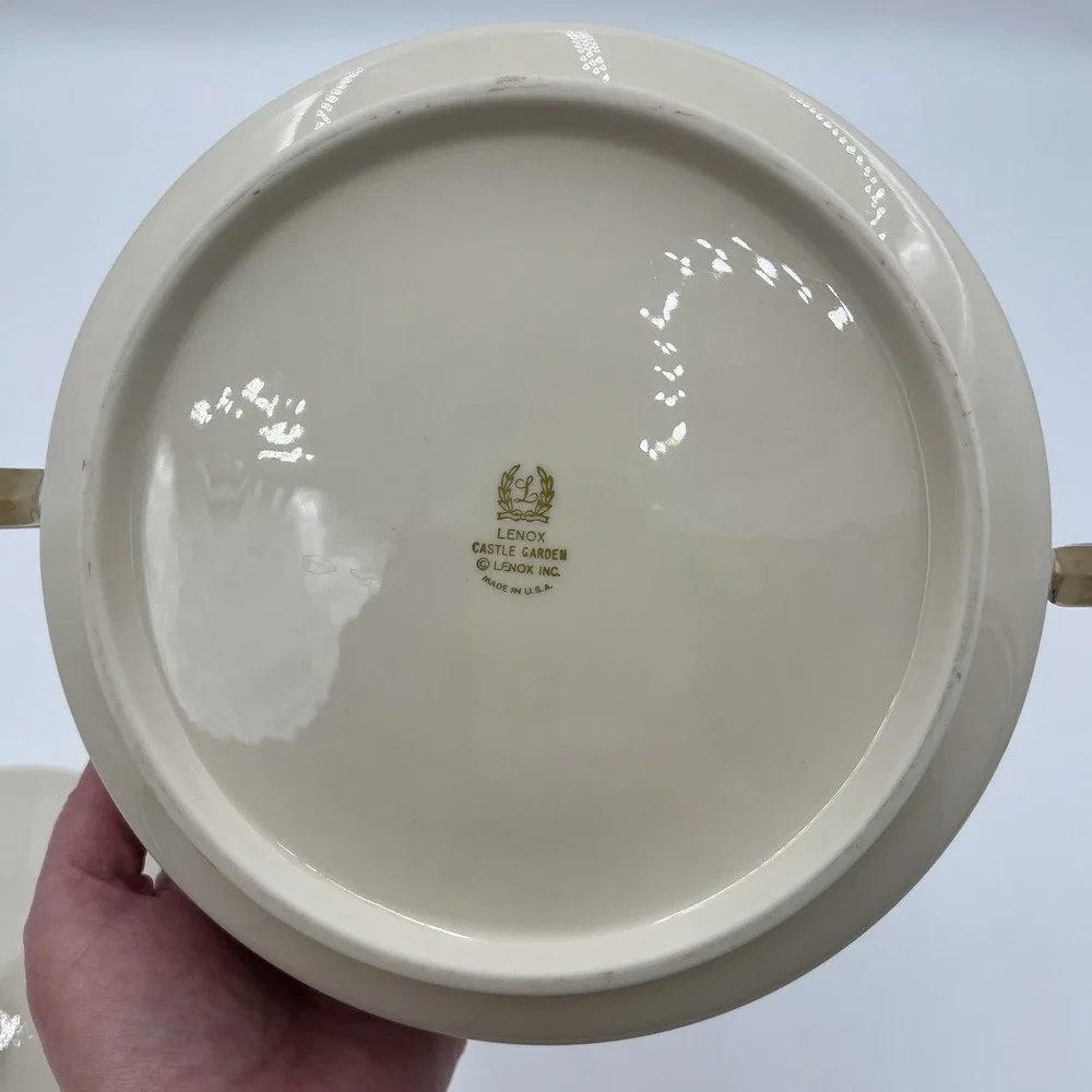 Lenox Serving Tureen with Lid Gold Trim Floral‎ Pattern Porcelain Dish
